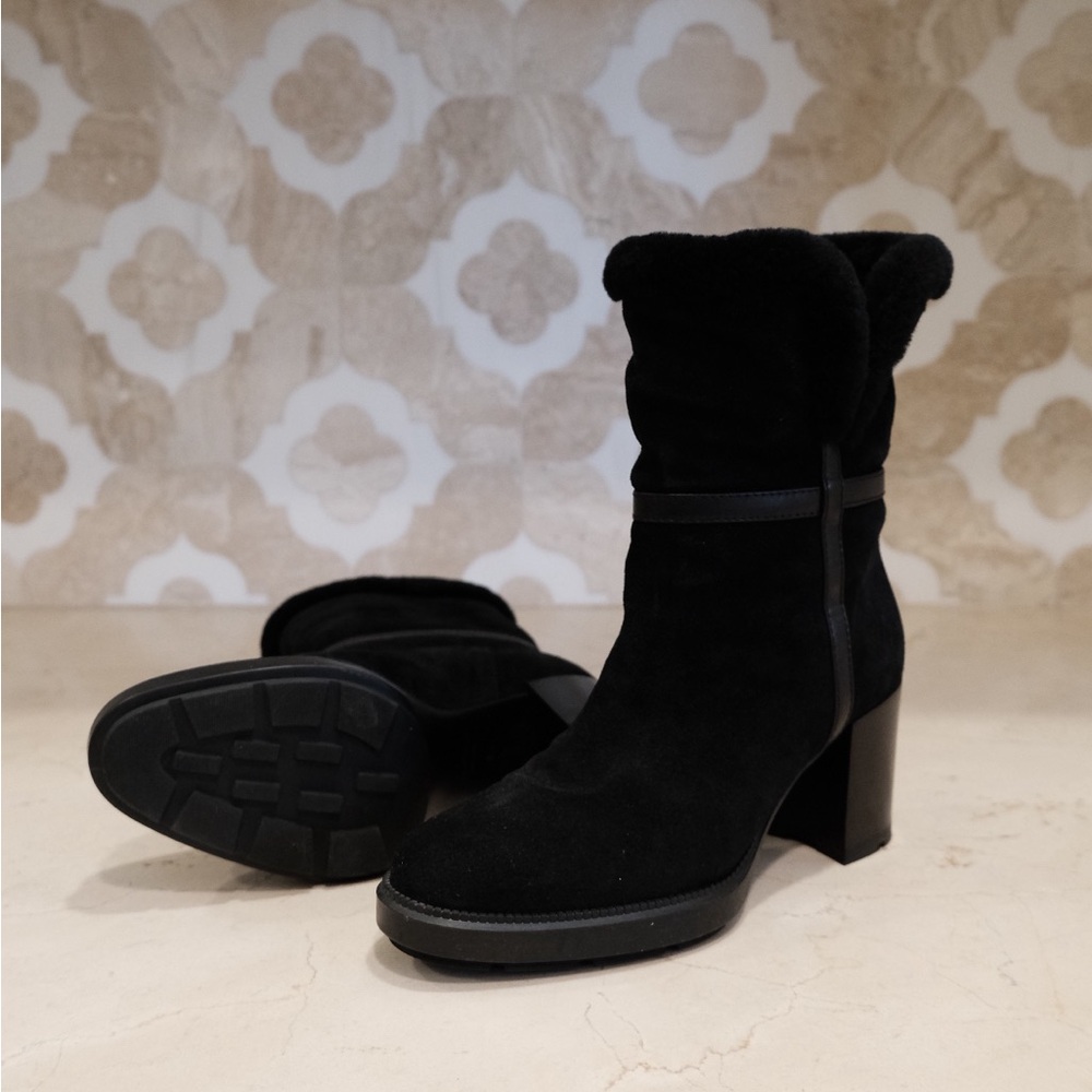 Aquatalia Women's Black Faux Fur-lined Suede Boots